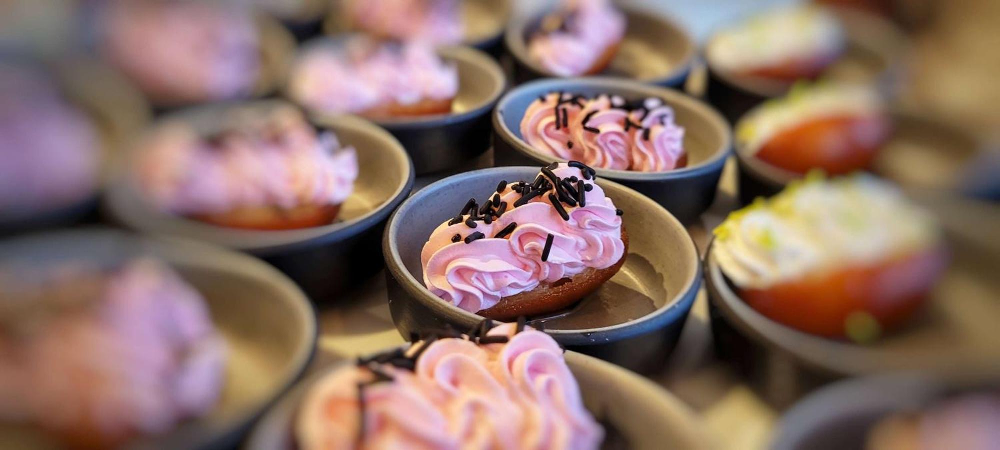 Radisson Blu Hotel, גרייטר נוידה מראה חיצוני תמונה Cupcakes
